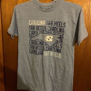 Carolina Tar Heels shirt size medium.